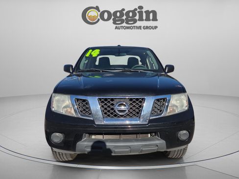 Used 2014 Nissan Frontier SV image 8