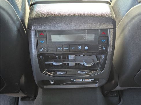 Used 2023 Jeep Grand Cherokee Overland w/ Advanced Protech Group III image 16