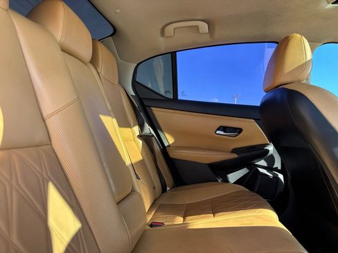 Used 2023 Nissan Sentra SV w/ SV Premium Package FWD image 30