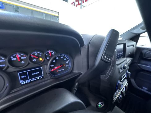 Used 2025 Chevrolet Silverado 1500 Custom image 27