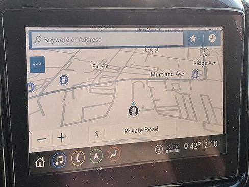 Used 2021 Chevrolet Traverse RS image 20