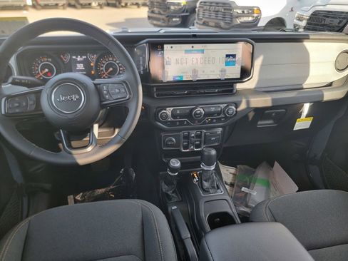 New 2026 Jeep Gladiator Sport image 10