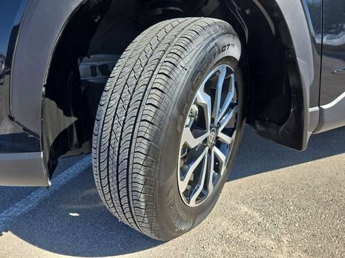 Used 2026 Toyota Corolla Cross SE image 31