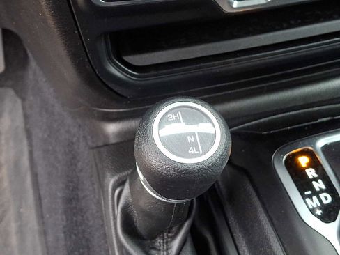 Used 2018 Jeep Wrangler Unlimited Sport S image 22