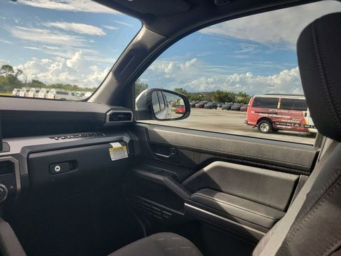 New 2025 Toyota Tacoma SR5 image 11