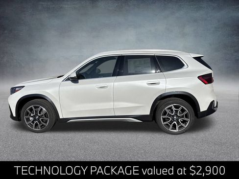 New 2026 BMW X1 xDrive28i w/ Technology Package AWD/4WD image 2