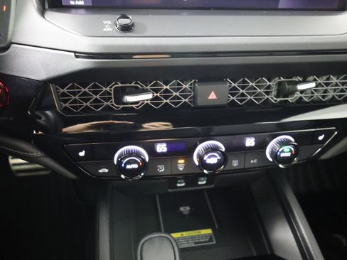 Used 2025 Honda Accord Sport image 19