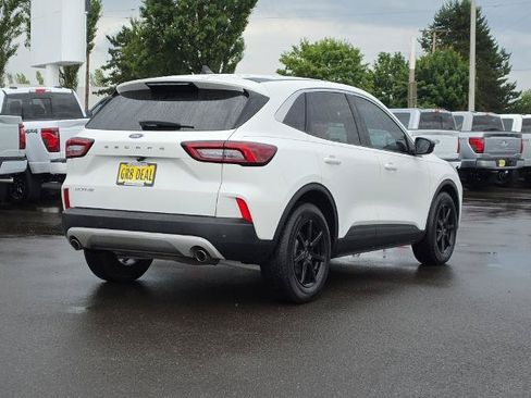 Certified 2023 Ford Escape Active w/ Tech Pack #1 FWD image 5