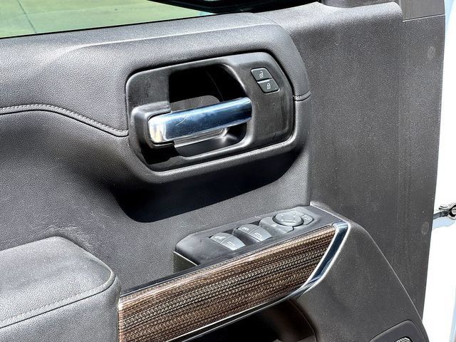 Used 2020 Chevrolet Silverado 1500 LT Trail Boss AWD/4WD image 10
