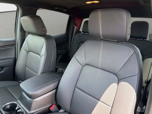 New 2026 GMC Canyon Elevation w/ Convenience Package RWD image 20