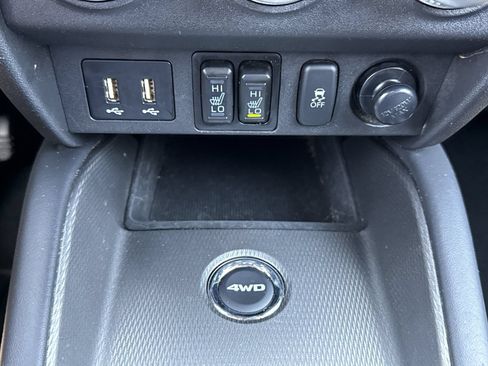 Used 2024 Mitsubishi Outlander Sport AWD image 24