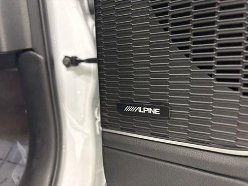 Used 2022 Jeep Grand Cherokee Limited 4xe image 34