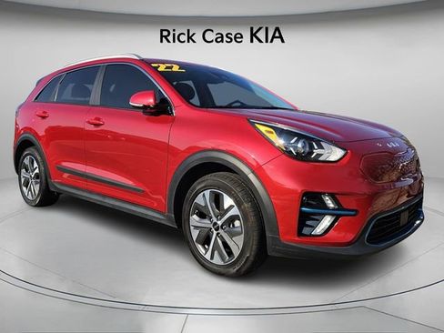 Used 2022 Kia Niro EX image 4