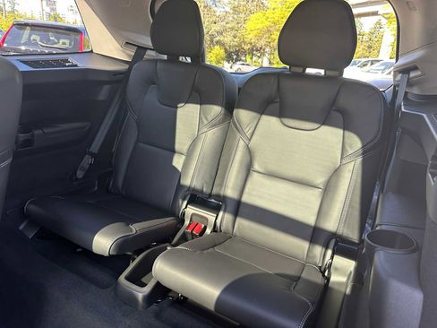 Certified 2025 Volvo XC90 B6 Ultra w/ Protection Package Premier image 17