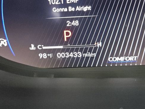 Certified 2026 Acura MDX w/ Technology Package FWD image 15