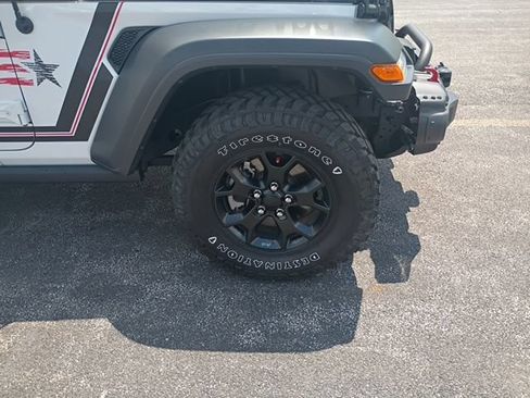 Used 2021 Jeep Wrangler Sport AWD/4WD image 6