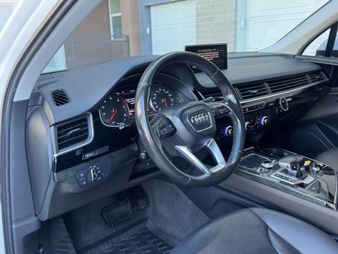 Used 2017 Audi Q7 3.0T Premium image 14