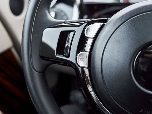 Used 2014 Rolls-Royce Wraith image 53