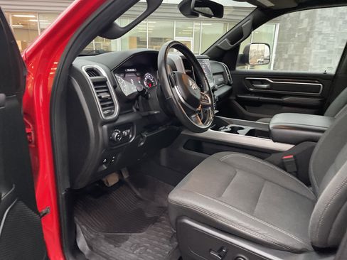 Used 2019 RAM 1500 Big Horn image 18