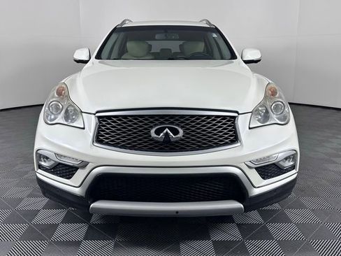 Used 2017 INFINITI QX50 2WD w/ Deluxe Touring Package image 3