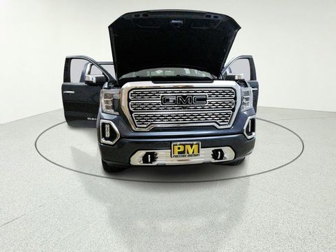 Used 2021 GMC Sierra 1500 Denali w/ Denali Ultimate Package AWD/4WD image 9