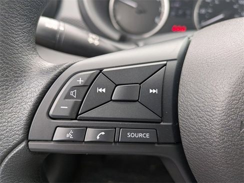 New 2025 Nissan Kicks Play S image 16