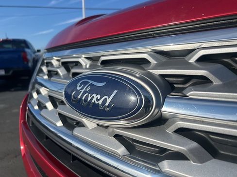 Used 2018 Ford Explorer Limited w/ Equipment Group 301A image 10