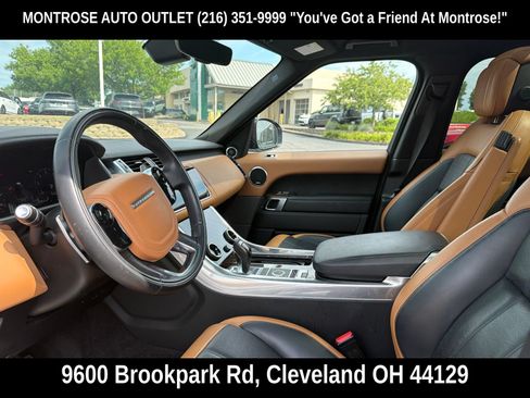 Used 2019 Land Rover Range Rover Sport HSE Dynamic AWD/4WD image 2