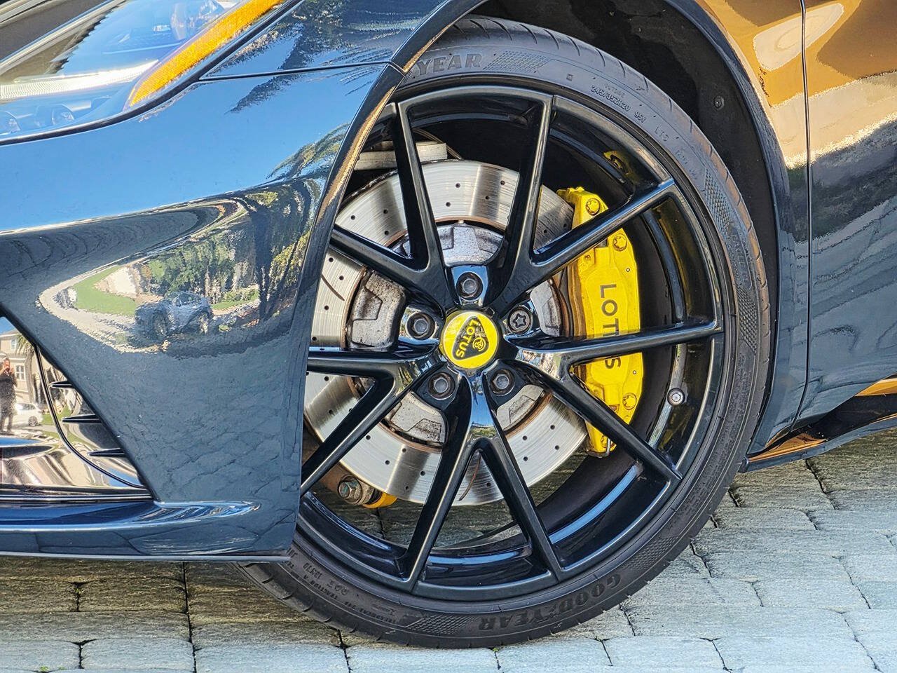 Used 2024 Lotus Emira First Edition RWD image 3