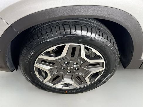 Used 2021 Hyundai Santa Fe Limited AWD/4WD image 4