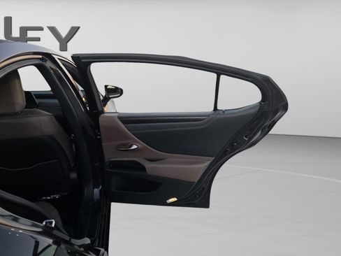 Used 2024 Lexus ES 350 w/ Premium Package image 26