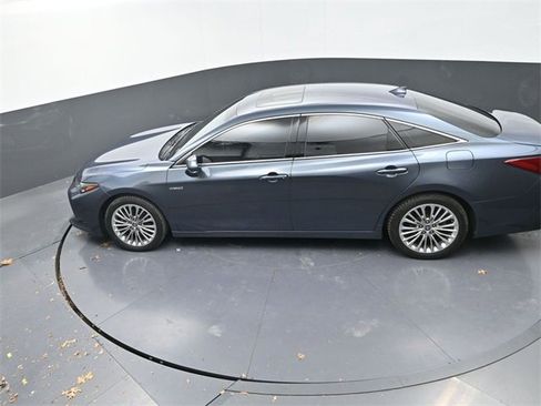 Used 2021 Toyota Avalon Limited w/ Advanced Safety Package image 22