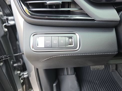 New 2026 Buick Enclave Sport Touring w/ Power Package FWD image 21