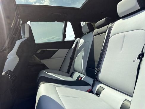 New 2026 BMW M5 Touring AWD/4WD image 20