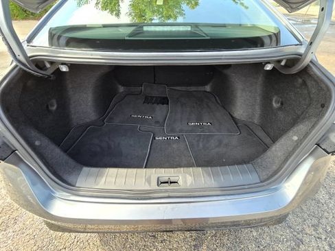 Used 2026 Nissan Sentra SR w/ Floor Mat Package FWD image 30