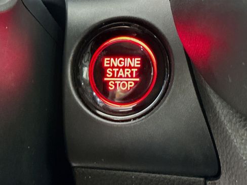 Used 2023 Honda HR-V LX image 21