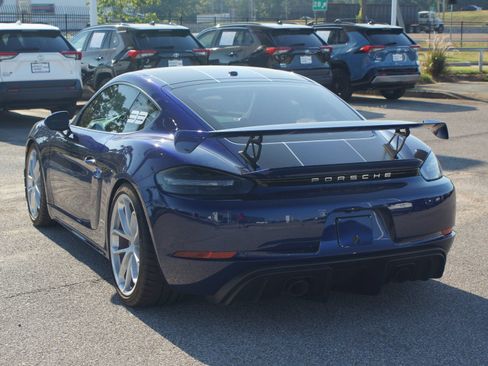 Used 2021 Porsche 718 Cayman GT4 RWD image 11
