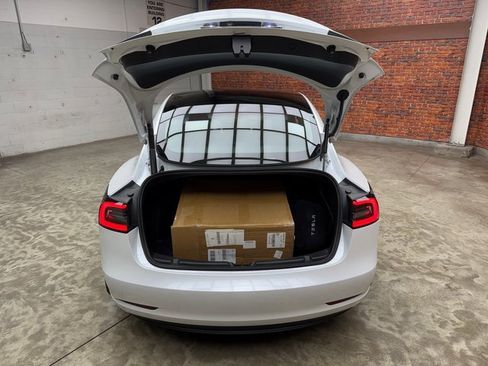 Used 2023 Tesla Model 3 Standard Range image 22