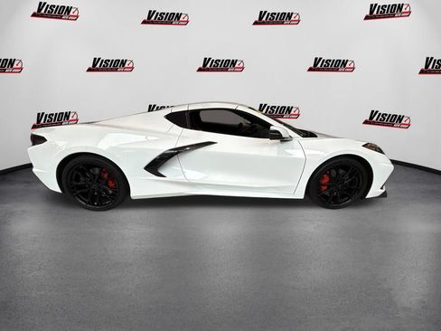 Used 2025 Chevrolet Corvette Stingray Preferred Cpe w/ Z51 Performance Package RWD image 4