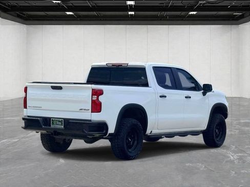 Used 2024 Chevrolet Silverado 1500 ZR2 w/ Technology Package AWD/4WD image 5