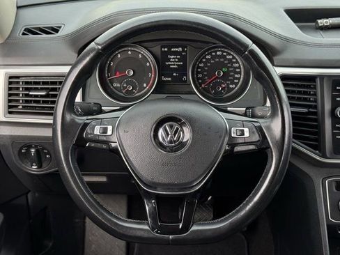 Used 2018 Volkswagen Atlas SE image 13