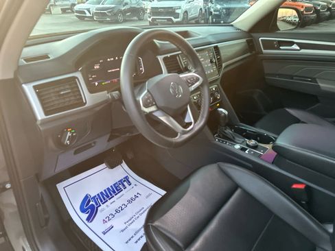 Used 2022 Volkswagen Atlas SE image 15