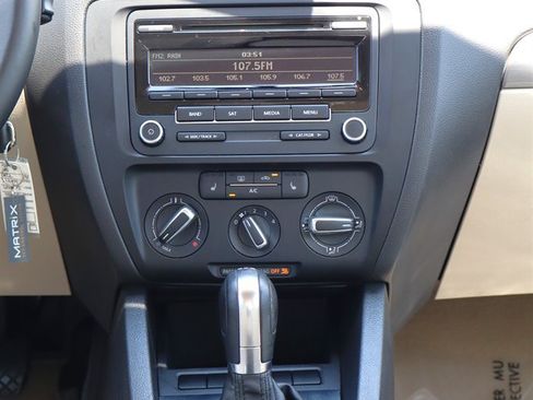 Used 2013 Volkswagen Jetta TDI FWD image 12