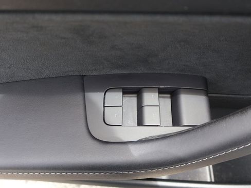 Used 2023 Tesla Model 3 Standard Range RWD image 40