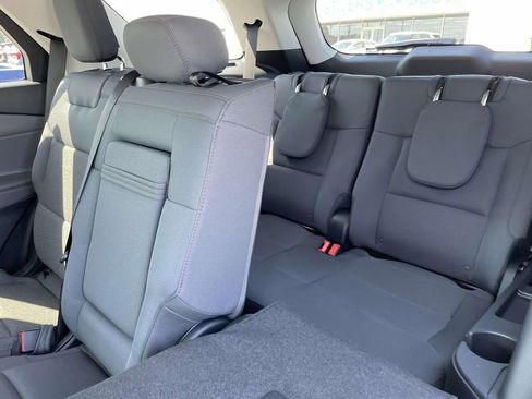 New 2025 Ford Explorer Active image 24