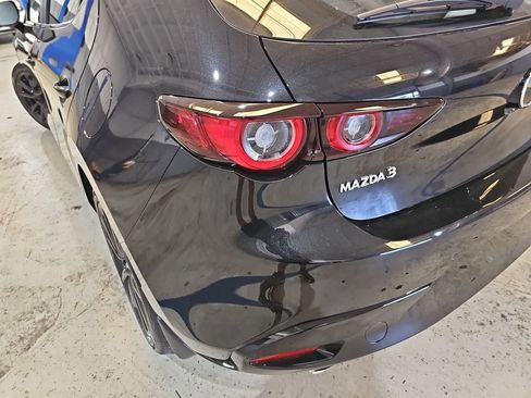 New 2026 MAZDA MAZDA3 2.5 S Hatchback w/ Select Pkg FWD image 27