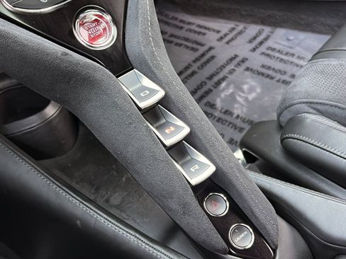 Used 2018 McLaren 720S Performance RWD image 34