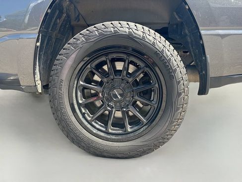 Used 2019 RAM 1500 Big Horn RWD image 13