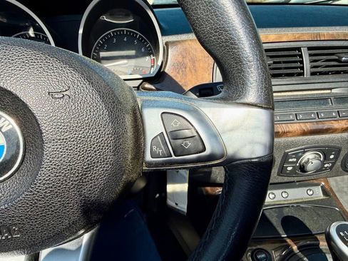 Used 2008 BMW Z4 3.0si image 12