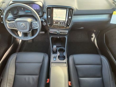 New 2026 Volvo XC40 B5 Core w/ Climate Package AWD/4WD image 11